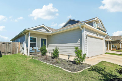 1204 Cattail Ln — photo 2