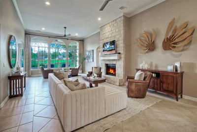 10813 River Plantation Dr — photo 2