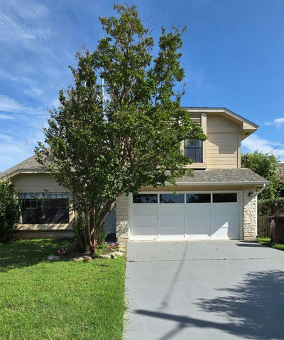 1701 Hunters Trl — photo 4