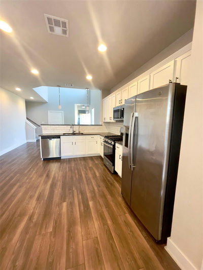 137 Elisha Dr — photo 5