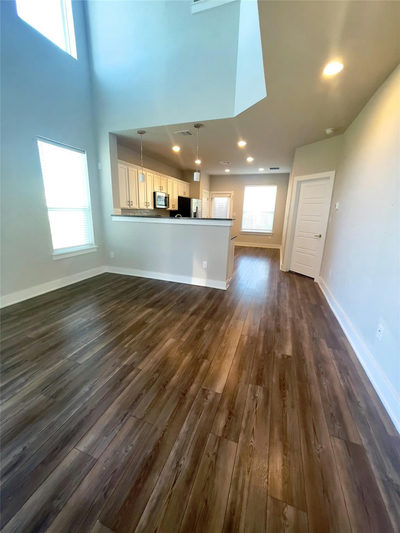 137 Elisha Dr — photo 4