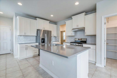 125 Boxwood Dr — photo 4