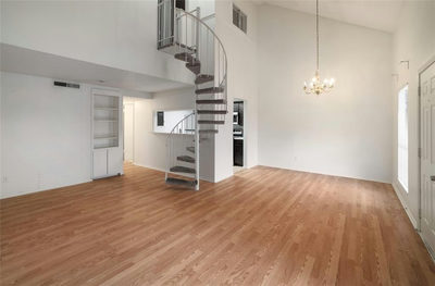 2401 Leon St #308 — photo 2