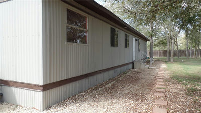 150 Mandy Ln — photo 3