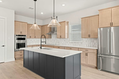 309 E Luna Blue Ln — photo 2
