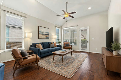 2929 Consuelo Way — photo 3