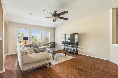 4600 Tiddle Ln — photo 2