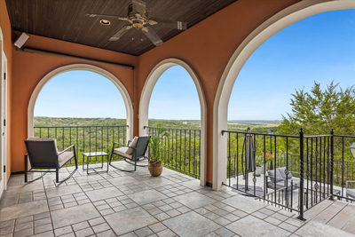 653 Saddleridge Dr — photo 3