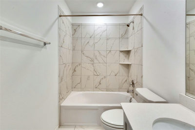 1725 Devine Lake Blvd — photo 5