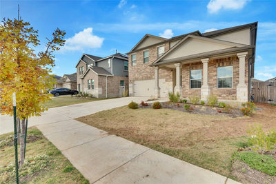 1725 Devine Lake Blvd — photo 2