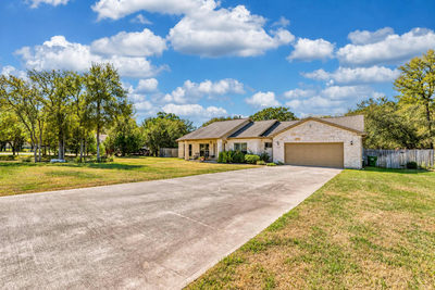 140 Creekwood Trl — photo 3
