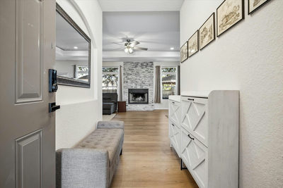 1504 Wroxton Way — photo 4