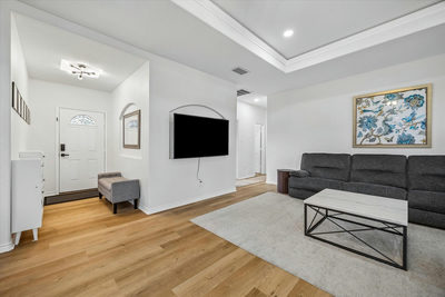 1504 Wroxton Way — photo 5