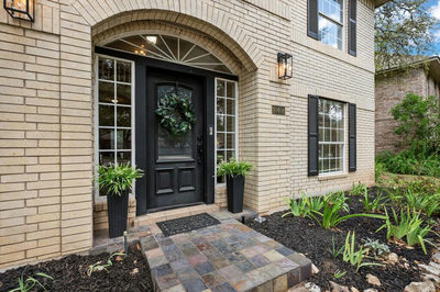 10404 Wolftrap Dr — photo 2