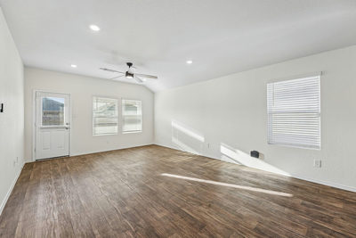 159 Granary Dr — photo 2