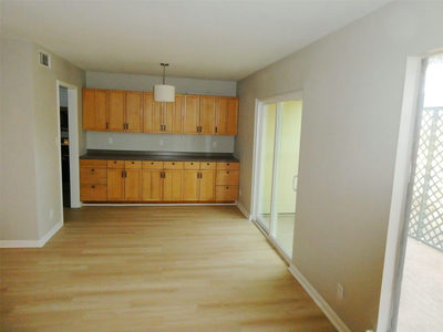 6718 SILVERMINE Dr #103 — photo 5