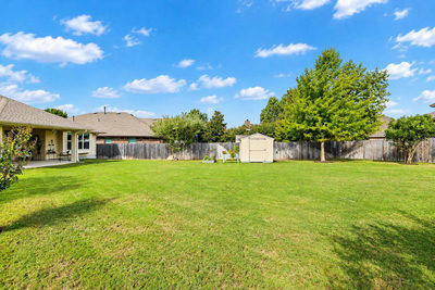 441 Lismore St — photo 3