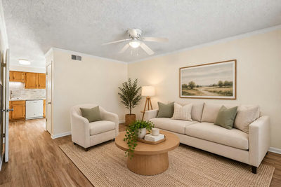 3008 Whisper Oaks Ln #B — photo 4