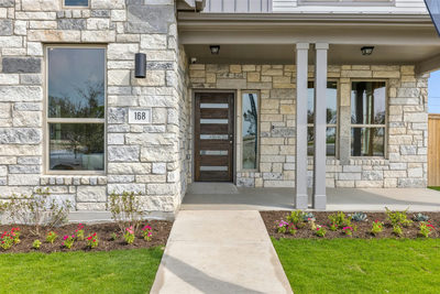 674 Treadwell Ln — photo 4