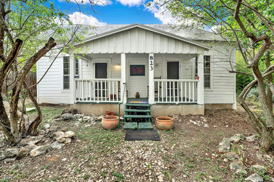 823 Midway St — photo 3