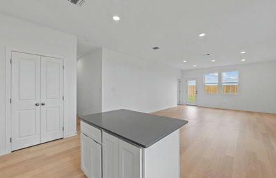 260 Elk Ave — photo 5