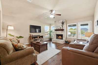 209 Deep Creek Dr — photo 3