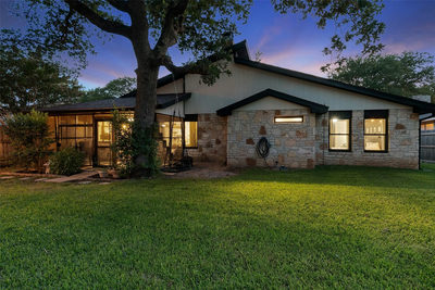 1705 Wild Horse Ln — photo 2