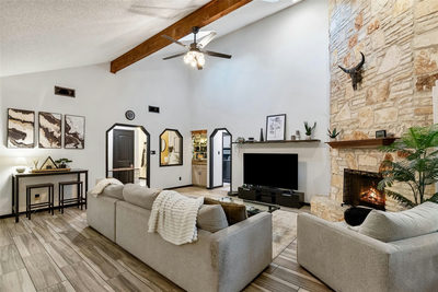 1705 Wild Horse Ln — photo 4