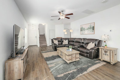 735 Circle Way — photo 2