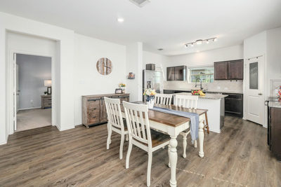 735 Circle Way — photo 3