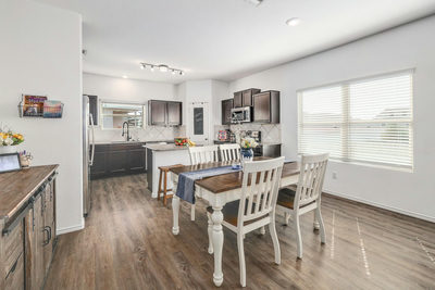 735 Circle Way — photo 4