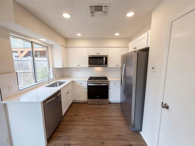 3702 Kandy Dr — photo 2