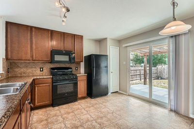 315 Moonwalker Trl — photo 4