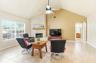 3 Woodlark Way — photo 3