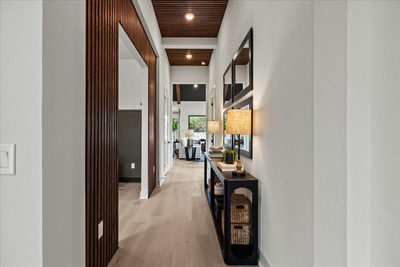 216 Firethorn Cv — photo 3