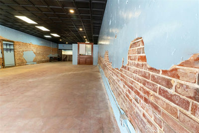 110 E Clark St E — photo 5