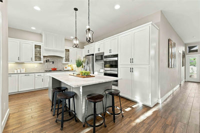 1814 Emerald Isle Dr — photo 2