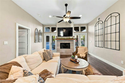 1814 Emerald Isle Dr — photo 3