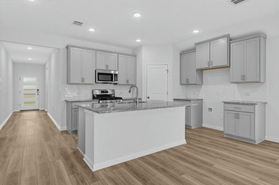 1300 Crumpton Dr — photo 2