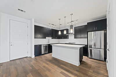 1615 E 7th St #202 — photo 5