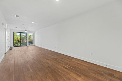 1615 E 7th St #202 — photo 4