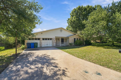 2105 Mildred Dr — photo 2