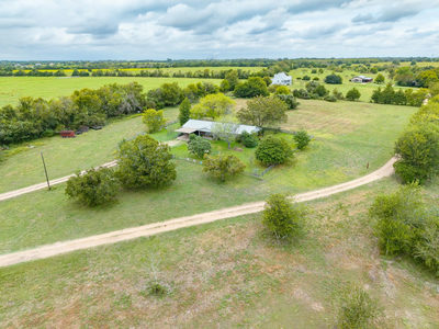 1727 FM 2503 — photo 3