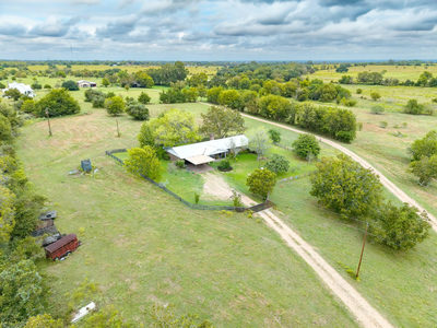 1727 FM 2503 — photo 4