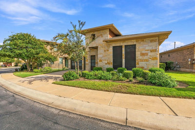 1013 Sue Ann Rose Dr — photo 4