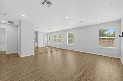 7433 Aspen Brook Dr — photo 5