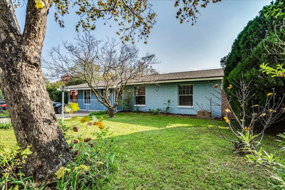 10605 Newmont Rd — photo 2