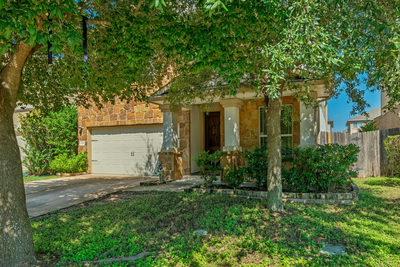 1318 Clark Brothers Dr — photo 2