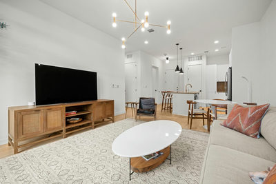 800 Embassy Dr #124 — photo 4