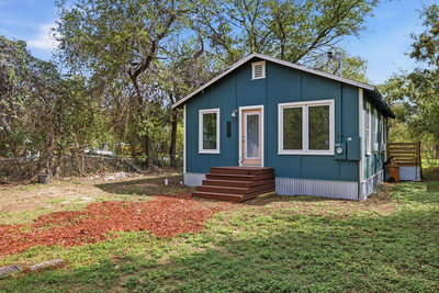 6507 Hergotz Ln — photo 2